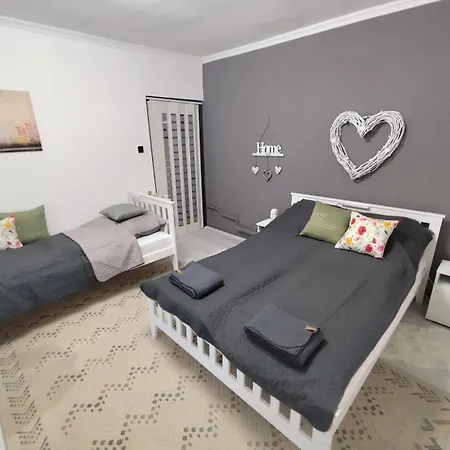 Kerekes Vendeghaz Apartman Debrecen